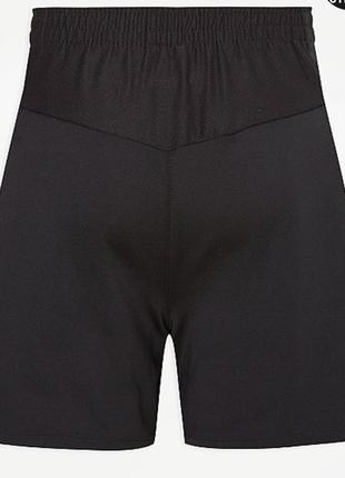 Черные спортивные шорты с карманами4 фото