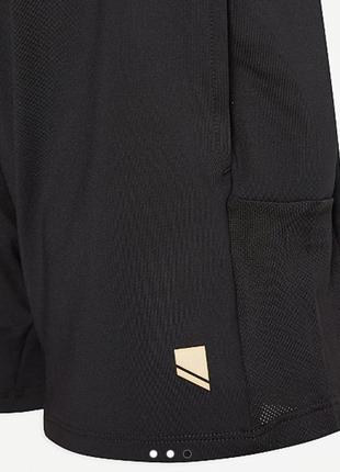 Черные спортивные шорты с карманами3 фото