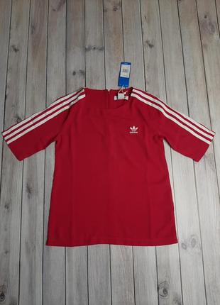 Оригинальная женская футболка adidas originals dv08539 фото