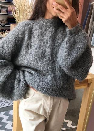 Мягкий уютный свитер оверсайз из альпаки