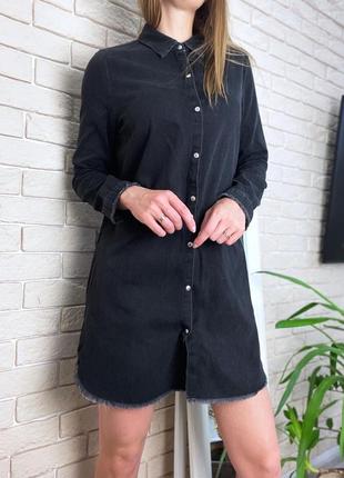 Джинсовое черное платье с рукавами