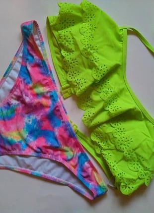 85в-с, 90а-в яркий актуальный купальник воланами, чашка в-с