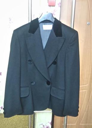 Шерсть и кашемир! шикарный стильный пиджак жакет st.emile р.м/l