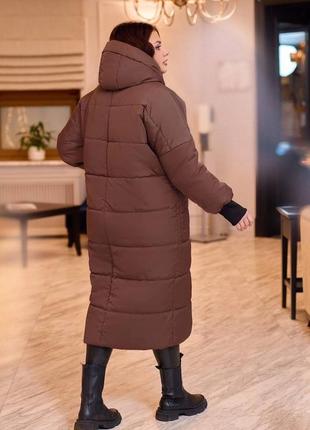 Теплая женская длинная куртка стильного фасона4 фото