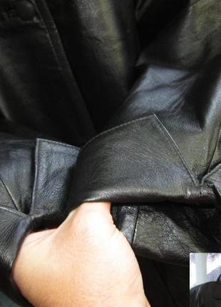 Оригинальная большая женская кожаная куртка aritano. италия. лот 3265 фото