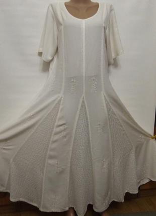 Шикарное индийское  белое платье2 фото