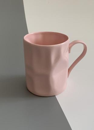 Порцелянова рожева чашка lefard
