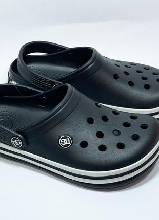 Кроксы черные