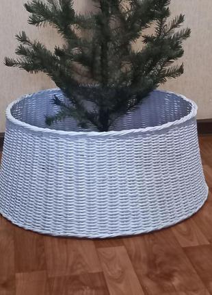 Подставка под елку