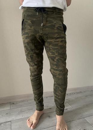 Штаны спортивные