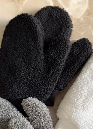 Рукавички зі штучної овчини