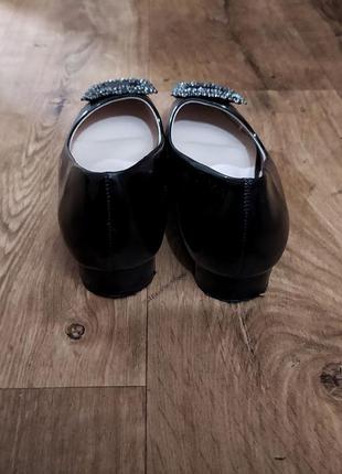 Стильные черные женские туфли из эко-кожи лаковые женские туфли эко-кожа кожаные женские туфли лодочки туфли-лодочки5 фото