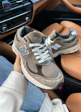 Мужские кроссовки new balance 2002r olive suede6 фото