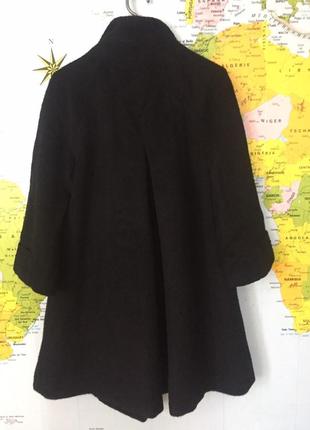 Пальто жіноче з трьох-четвертнним рукавом.2 фото