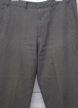 Стильні чоловічі брюки класичного крою2 фото