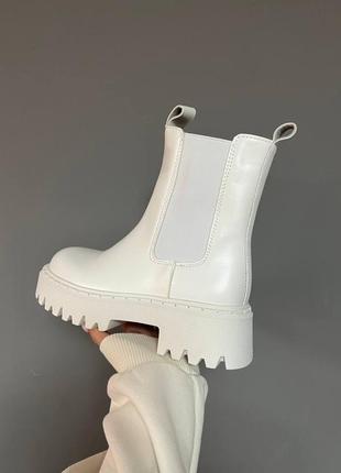 Женские ботинки leather tractor white boots / smb2 фото