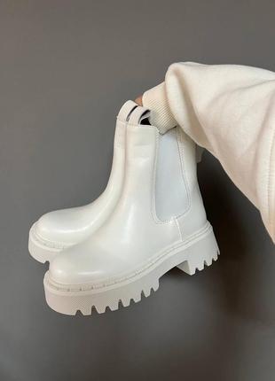 Женские ботинки leather tractor white boots / smb1 фото