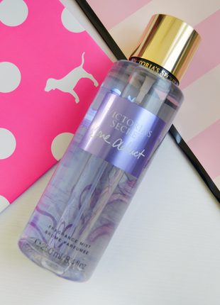 Парфумований спрей для тіла victoria's secret love addict