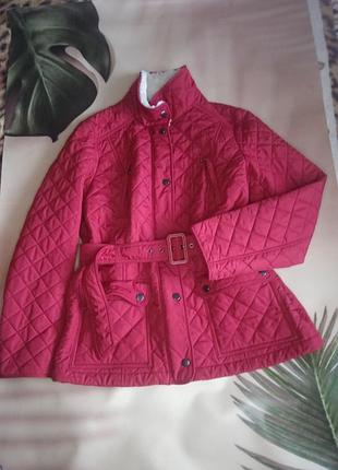 Стьобана весняна куртка