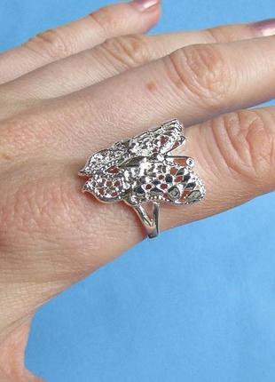 🏵️нарядное кольцо в серебре 925 бабочка, 18 р.,новое! арт.31663 фото