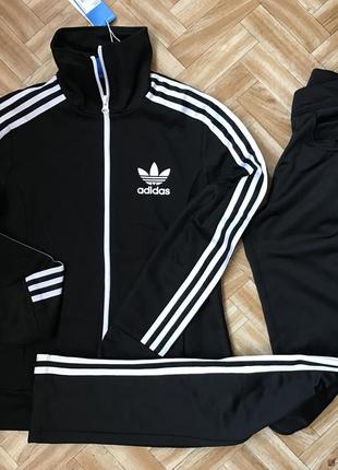 Костюм adidas original europa.оригінал2 фото