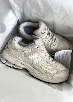 Мужские кроссовки new balance 2002r