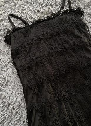 Черное платье с кисточками2 фото