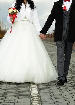 Продам свадебное платье платье платье (не венчанное)