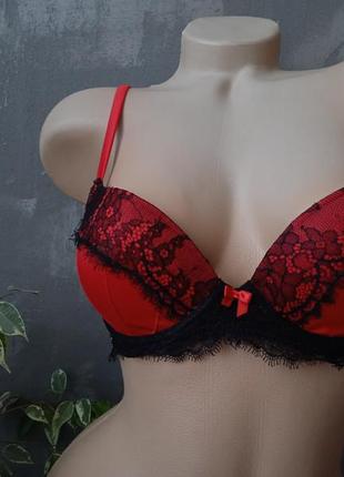 Бюстгальтер look