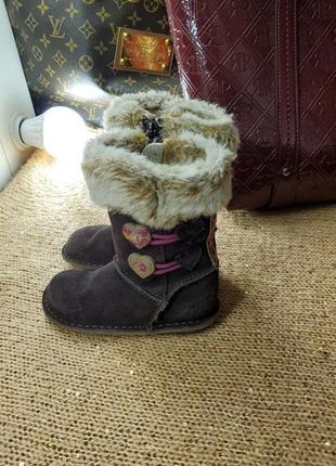 Clarks дитячі для дівчинки замшеві коричневі на флісі чобітки з еко зимові хутром2 фото