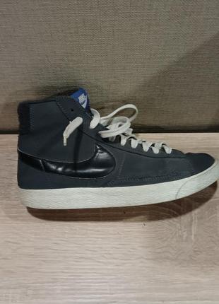 Кроссовки nike