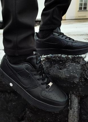 Мужские кроссовки nike air force 1 black черные найк аир форс4 фото