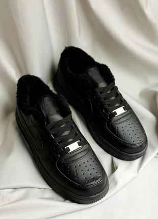 Жіночі зимові кросівки nike air force black winter на хутрі