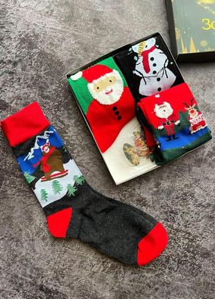 Чоловічий подарунковий новорічний бокс із новорічними шкарпетками 4 пари + пахучка під ялинку2 фото