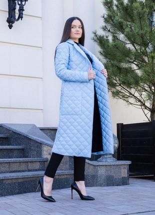 Жіноча куртка-пальто-блакитна в ромб з утеплювачем і поясом без ґудзик двобортна весняна осіня3 фото