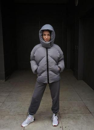 Женская зимняя куртка оверсайз бежевая quadro | женский пуховик с капюшоном2 фото