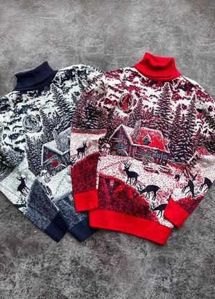 Мужской новогодний свитер с оленями и домиками красный с горлом шерстяной