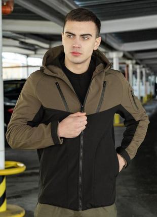 Мужская куртка из soft shell с капюшоном хаки с черным осенняя до -0*с | ветровка демисезонная на флисе3 фото