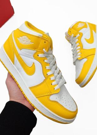 Мужские зимние кроссовки nike air jordan 1 retro high высокие белые с желтым кожаные термо4 фото