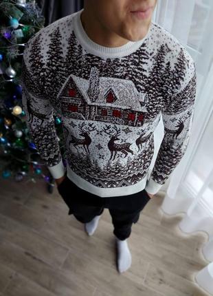 Мужской новогодний свитер с оленями и домиками белый без горла шерстяной1 фото