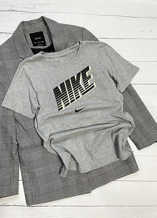 Котонова футболка найк оригінал