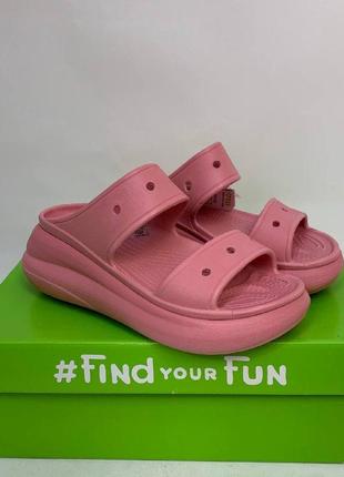 Крокс шлепанці рожеві на платформі crocs classic crush - heeled mules blossom