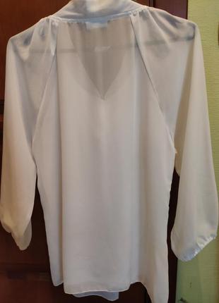 Нарядная блуза с бантом на груди молочныя белая6 фото