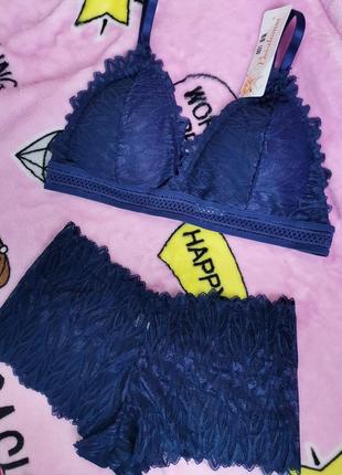 Кружевное бельё, трусики шортики, топ, бра