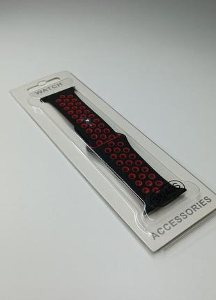 Ремешок для apple watch 38mm/40mm в стиле nike sport band силиконовый браслет черный с красным7 фото