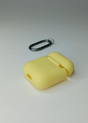 Чехол hand case original для airpods 1 / 2 с карабином плотный силиконовый чехол для наушников желтый5 фото