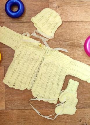 В'язаний набір для немовля