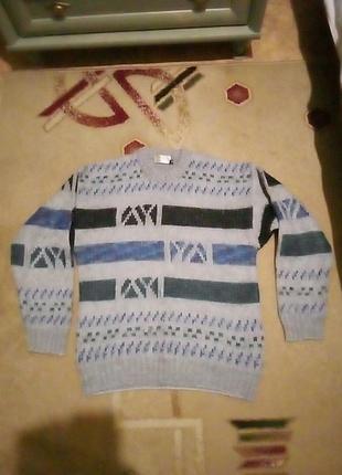 Свитер теплый серый