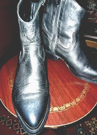 Козаки шкіра з напиленням  італія