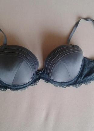 Отличный кружевной бюстгальтер autograph для утонченной дамы! размер 32 d.